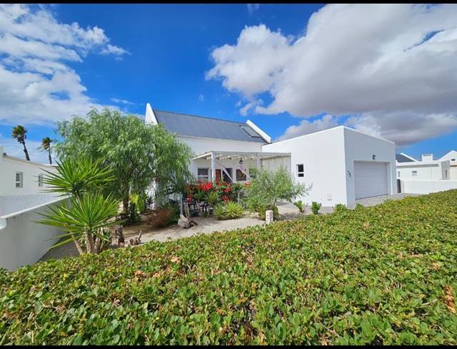 3 BEDROOM HOUSE FOR SALE IN LAMPIESBAAI